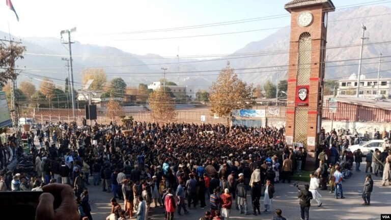 پاکستان کے زیر انتظام جموں  کشمیر: عوامی حقوق، حکومتی وعدے اور کریک ڈاؤن